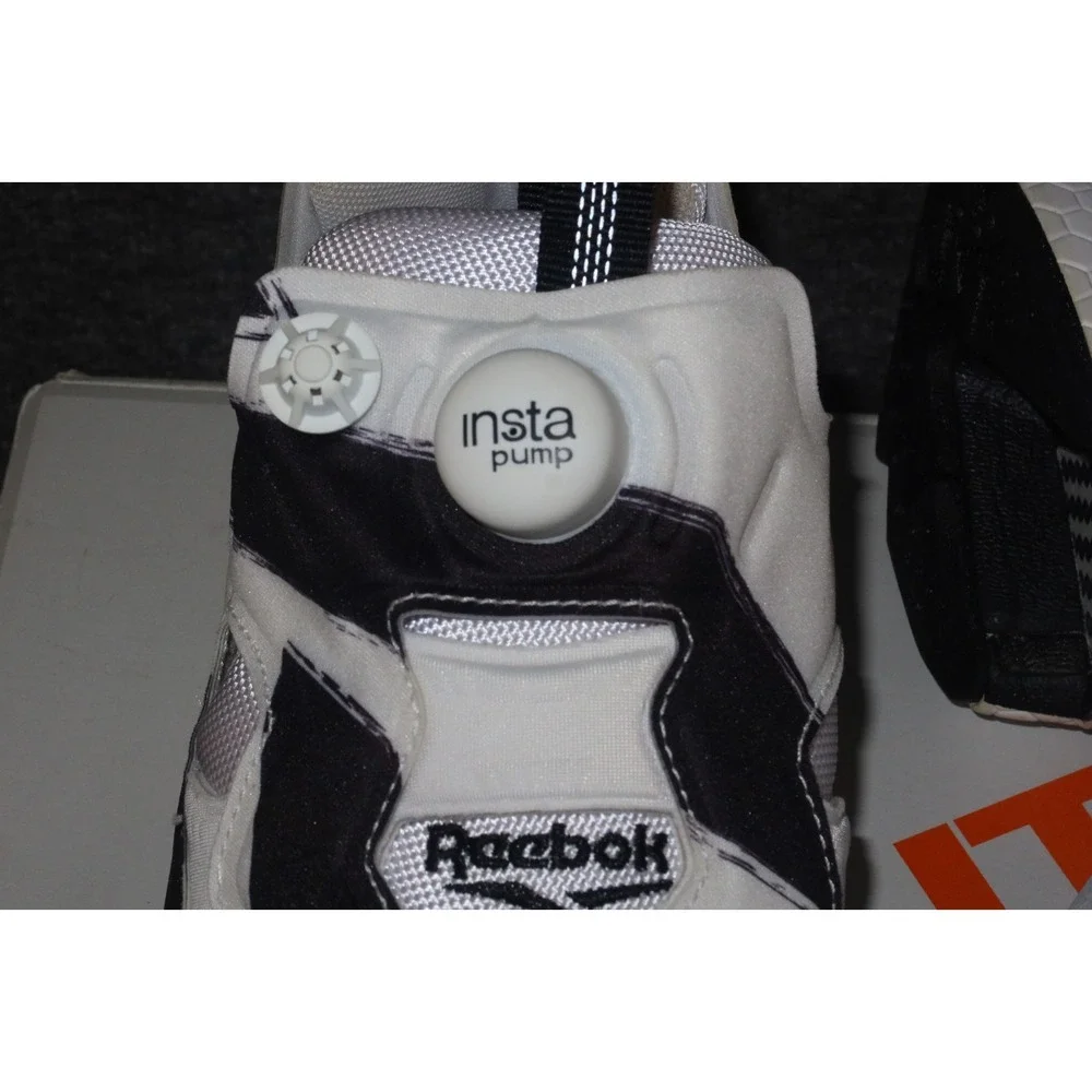 Reebok InstaPump Fury OB Mens Custom Fit Classic Shoes - Black & White 7.5